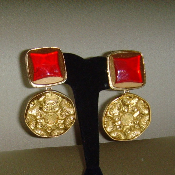 Kenneth J Lane KJL Gold-Tone and Red/Burgundy Dangle Clip-on Earrings - Picture 2 of 13